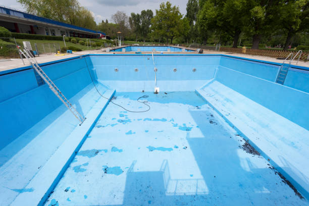 Best Water damage contractors near me  in Clifton Gardens, NY